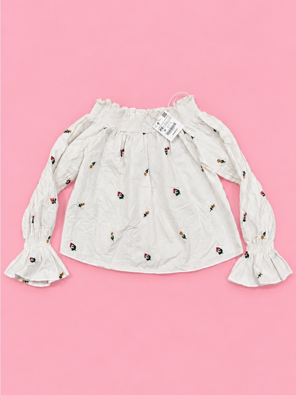 NWT Zara White Off-the-Shoulder Embroidered Floral Blouse
